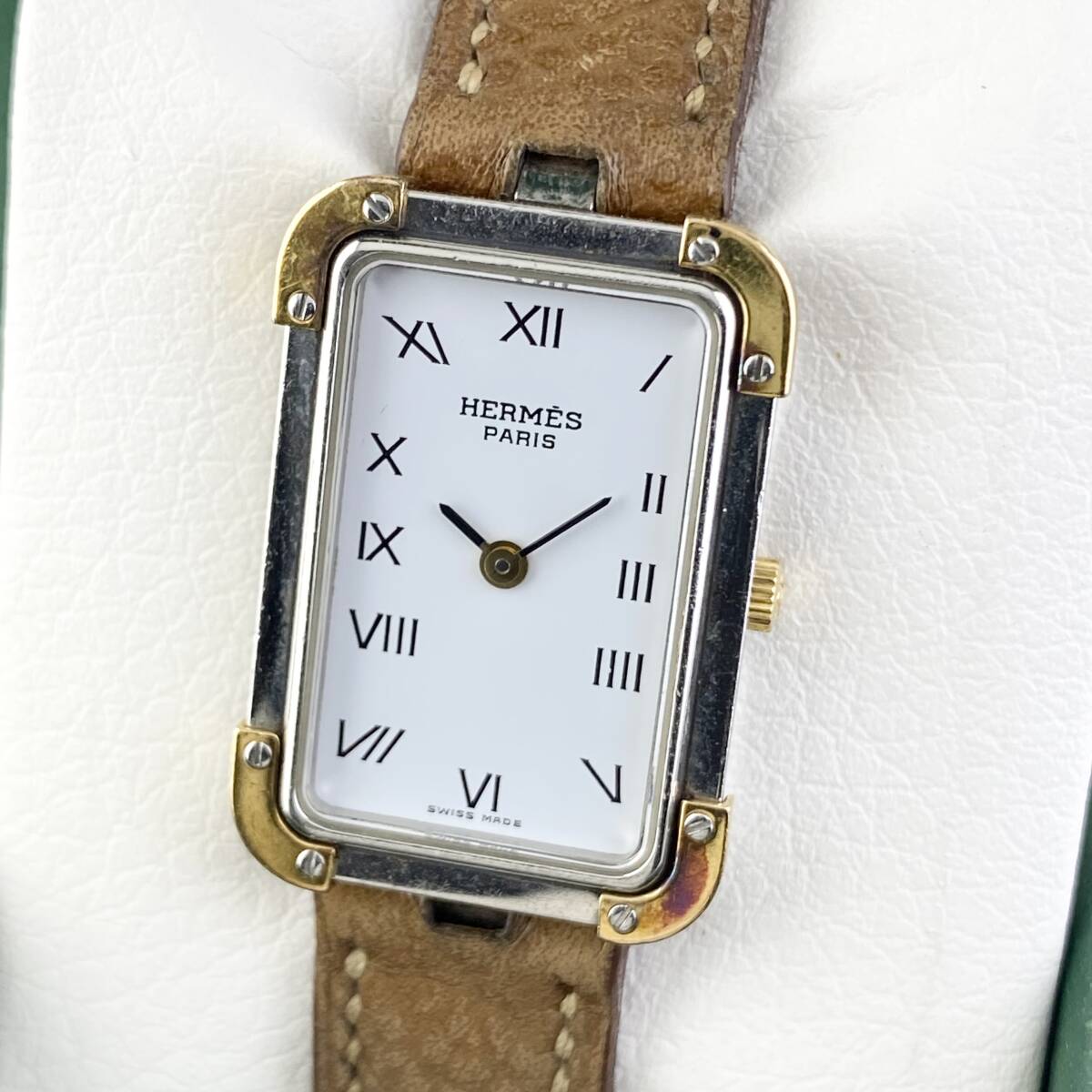 【1円〜】HERMES エルメス 腕時計 レディース クロアジュール ホワイト文字盤 ゴールド ○O刻印 スクエア 可動品拍卖