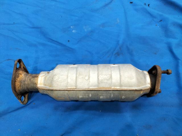 ミニキャブ GBD-U62V 触媒 キャタライザー CDハイルーフ W37 1584A807拍卖