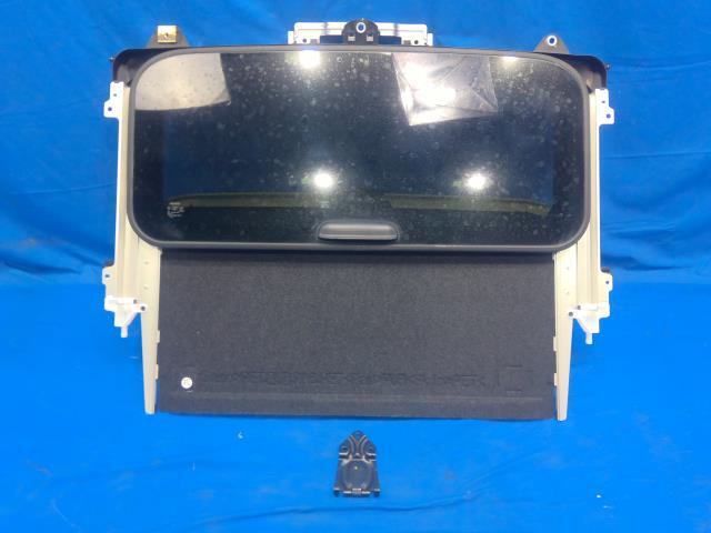 AYH30 トヨタ アルファード G Fパッケージ 平成28年 純正 前側 ムーンルーフ ガラス サンルーフ M4Q8拍卖