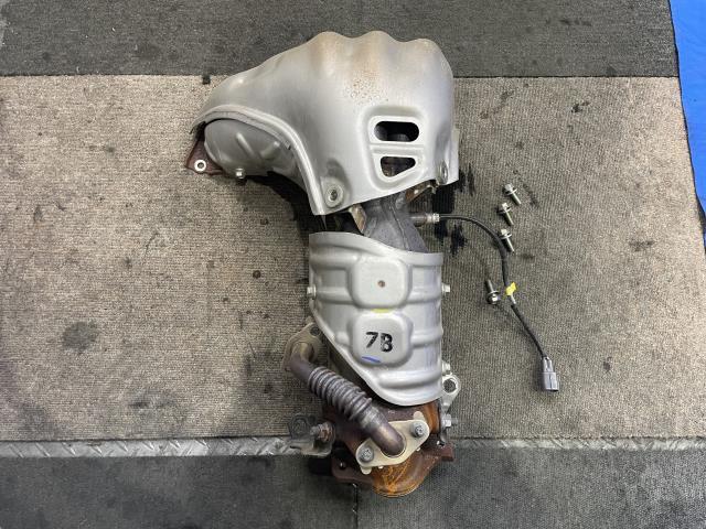 アルファード DAA-AYH30W エキゾーストマニホールド G Fパッケージ 070 25051-0V260拍卖