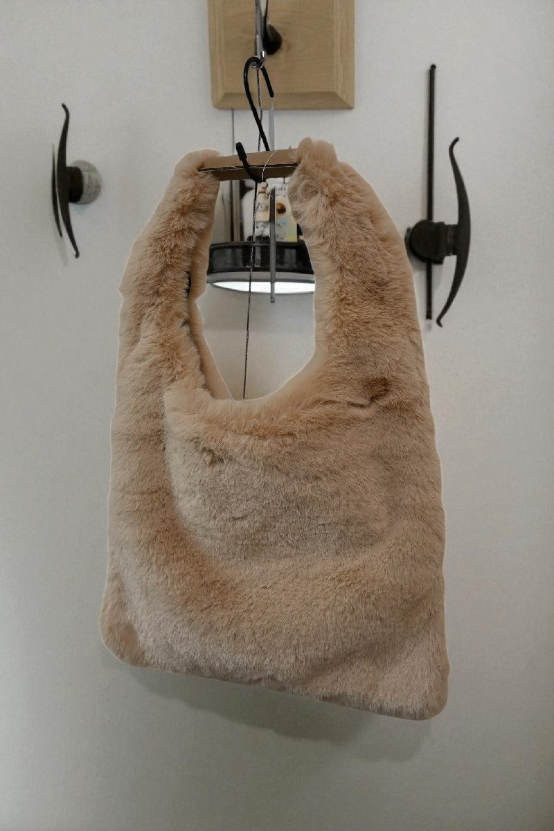 ★タグ有 未使用 VESGIOIA/ベスジョーヤ *フェイクファー トートバッグ//本体価格¥12.000* 古着のgplus広島 2511r1拍卖