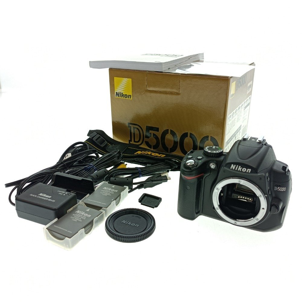 NIKON ニコン デジタル一眼レフカメラ D5000 ボディ ブラック バッテリー充電器 箱付き バリアングル液晶 光学機器 ジャンク 中古拍卖