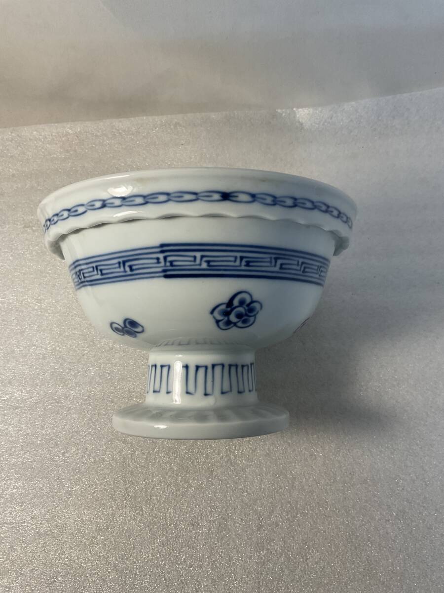 龍峯 作 染付 盃洗 酒器 和食器 鉢 盛鉢 高台鉢 盛器 杯洗 皿 作家物 在銘 磁器 良品拍卖