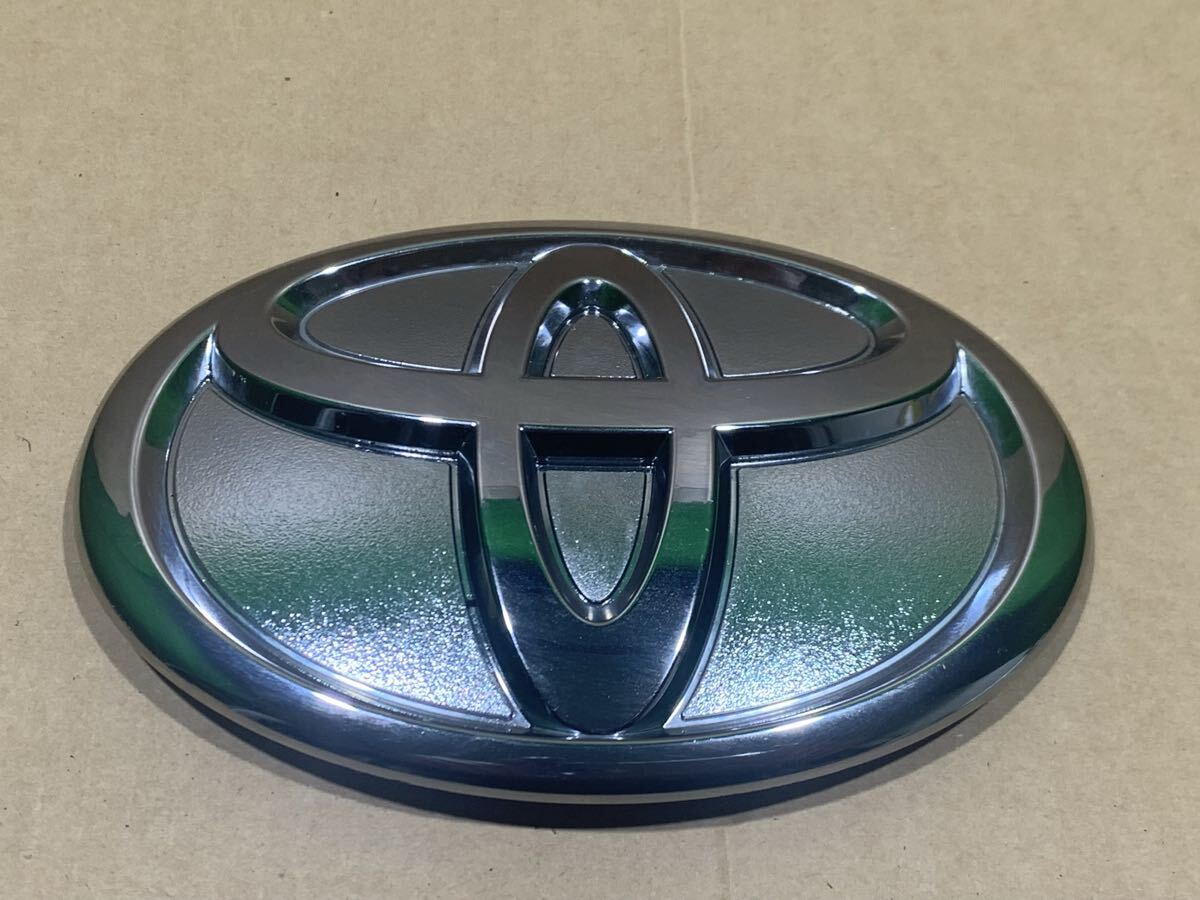 310 トヨタ エンブレム リア 75477-60020/60010 ランクル?拍卖