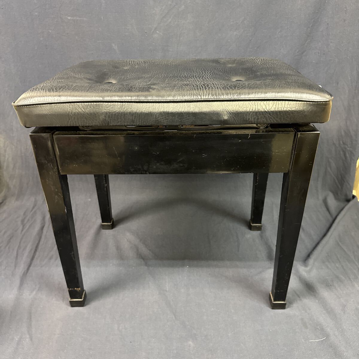 ◆中古 ピアノ イス 椅子 昇降式 44〜51cm 高さ調節可能 4ボタン ブラック エレクトーン デジタル 電子ピアノ 283-94拍卖