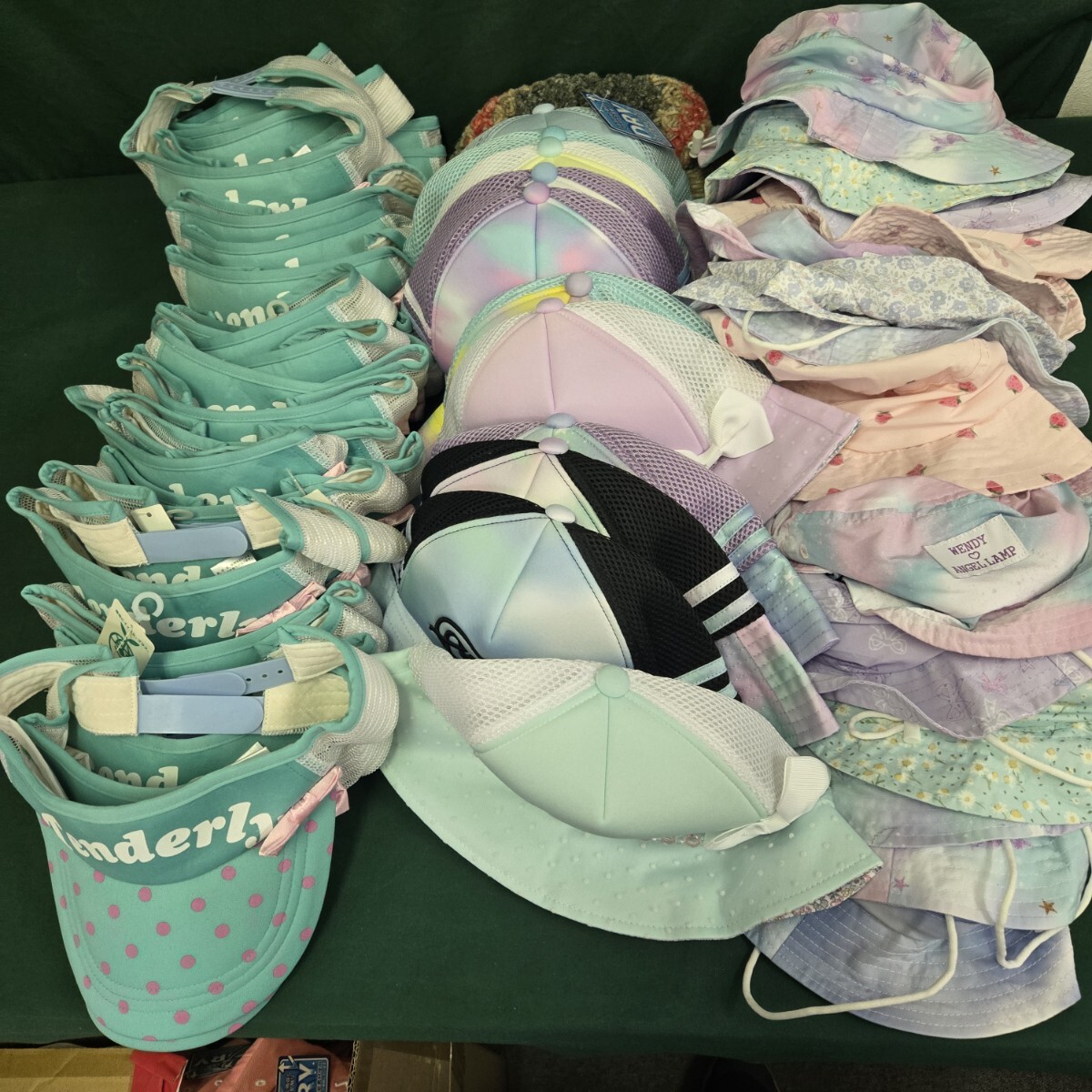 ◇ 未使用長期保管品 女の子 帽子 大量 まとめ売り キッズ 幼児 キャップ サンバイザー ハット 285-13拍卖