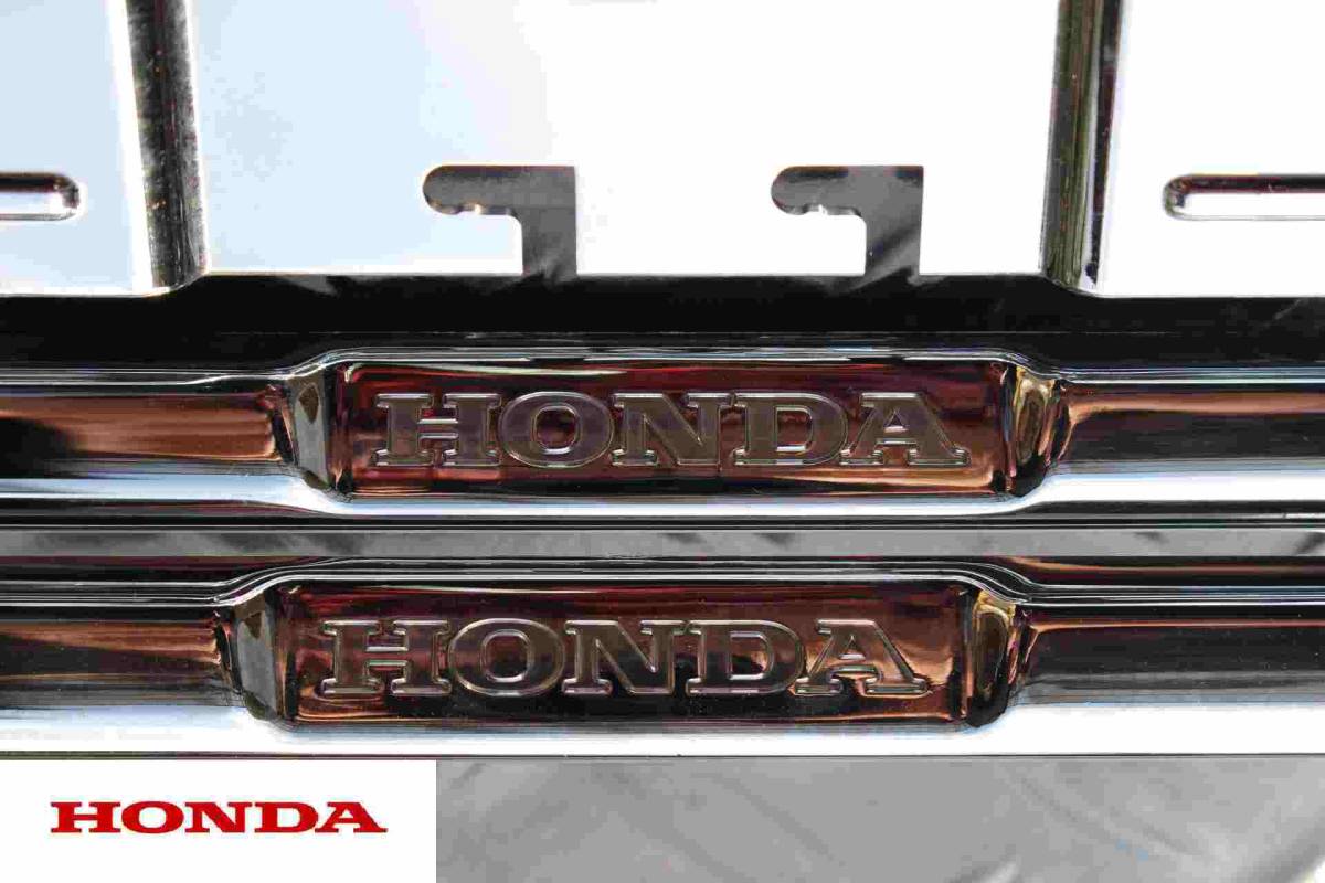 HONDAホンダ純正OP■シルバーメッキナンバーフレーム■N-BOX・N-ONE・N-VAN・フィット・ヴェゼル等■2枚■クリックポスト可185円拍卖