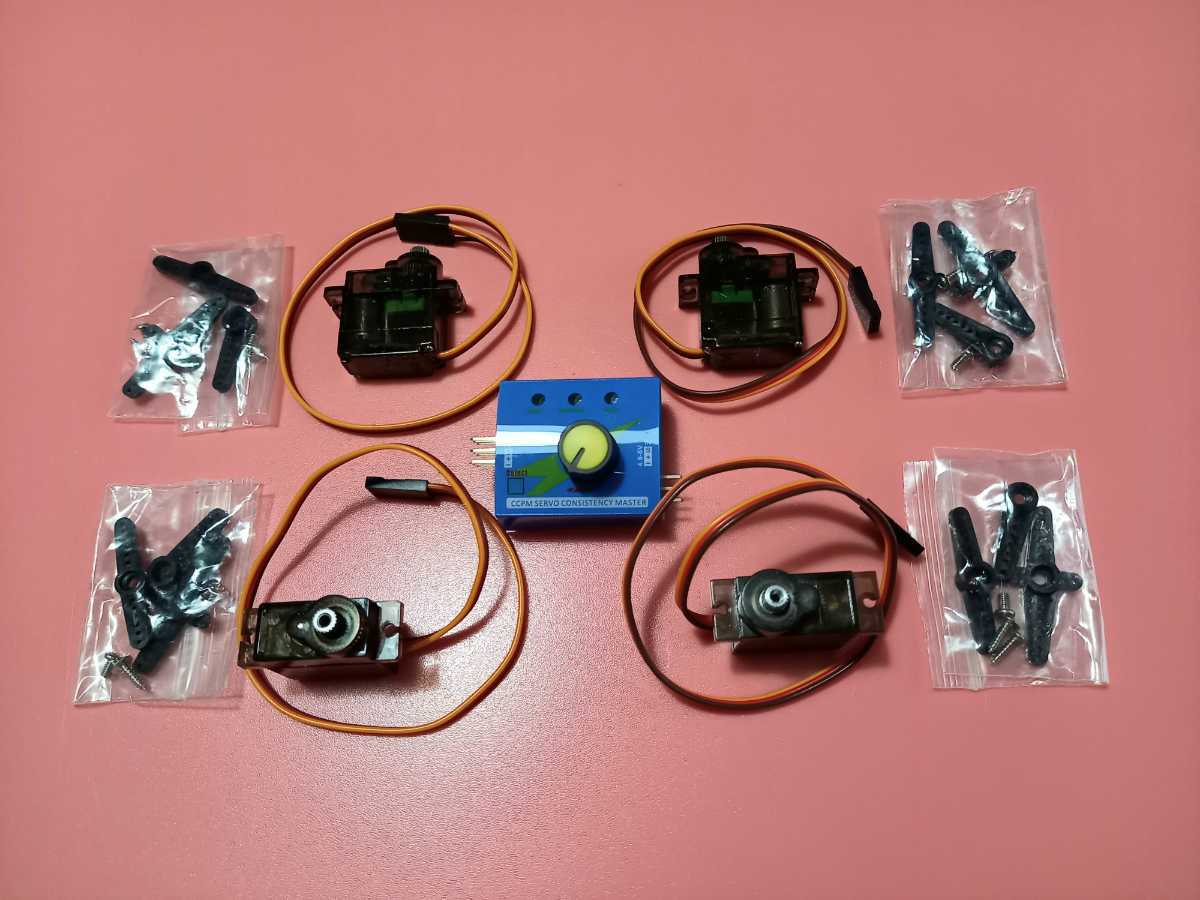 サーボテスター1個+超小型 サーボ モーター 金属歯車 Servo 4個拍卖