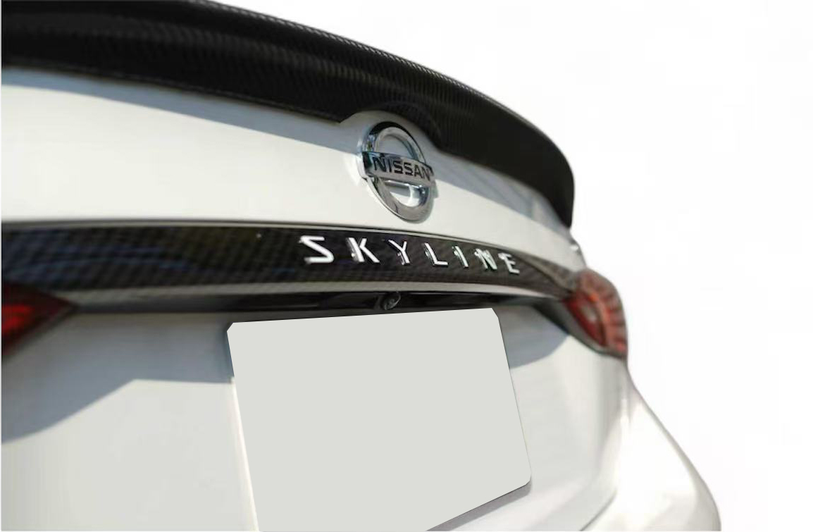 未使用1点 スカイライン V37系 前期専用 リアルカーボン リア ナンバーガーニッシュ&トランクガーニッシュ SKYLINE 貼り付け装着 拍卖