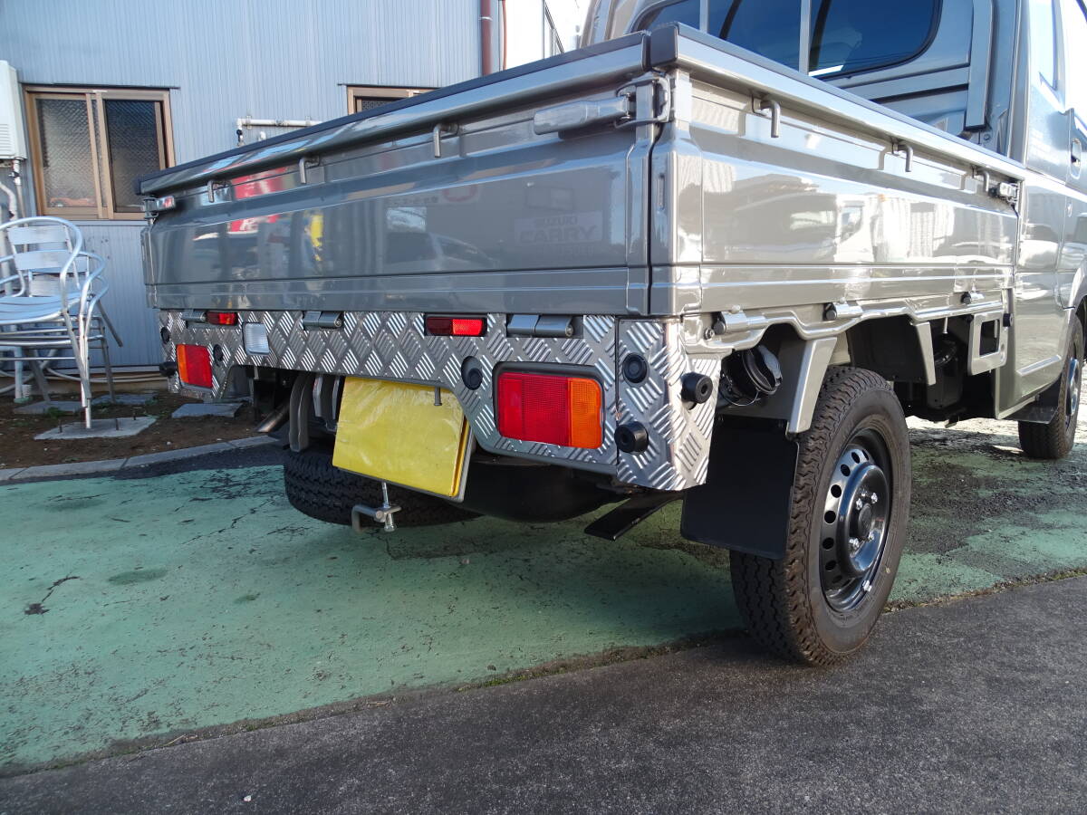 スーパーキャリィ キャリィトラック DA16T リアテールセンター ガーニッシュ 縞模様 ステンレス カバー 中央コーナーガード 3点 ソナー付拍卖