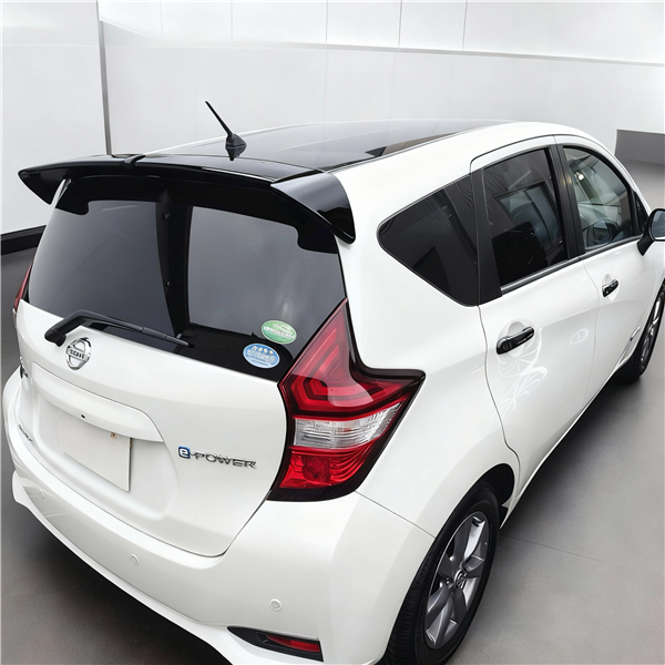 製造工場紹介動画付き!日産 NOTE ノート E12系 リアスポイラー リアウィング リアルーフスポイラー 艶あり黒 ABS製 外装拍卖