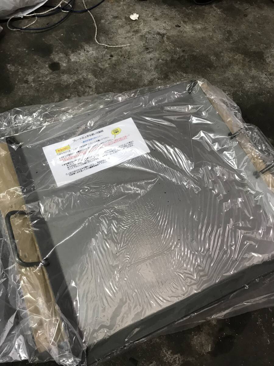 バーベキュー 鉄板 455×455×3mm 未使用品 キャンプ BBQ イベント 屋台拍卖