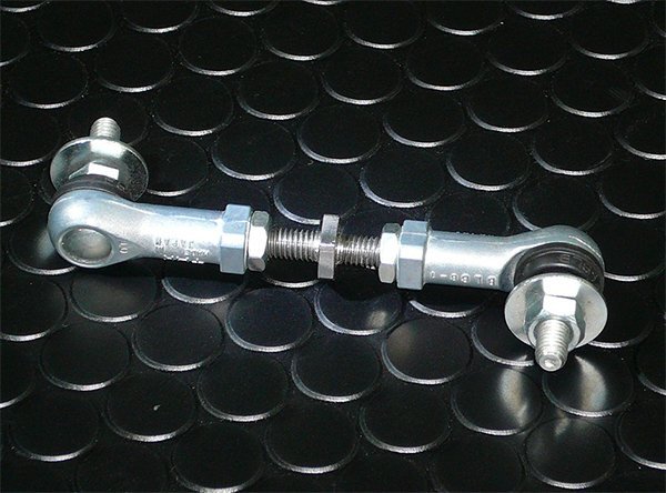 クスコ オートレベライザーアジャストロッド エルグランド E52 (セミショート)拍卖