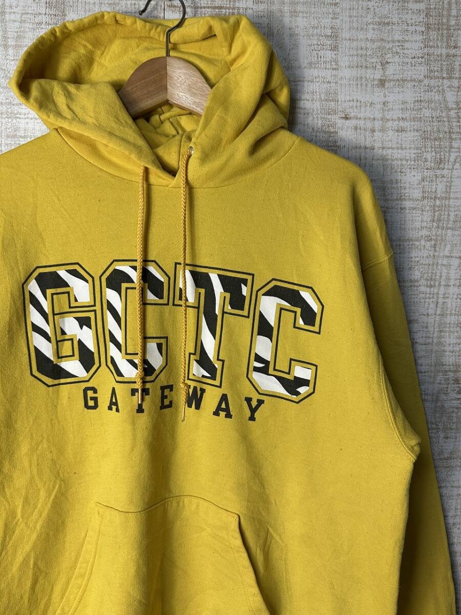 ☆US古着 Champion チャンピオン スウェット フード パーカ プリント ロゴ刺繍 イエロー黄色【M】裏起毛 ◆5403◆拍卖