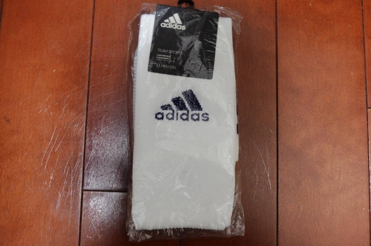 【iru-S5-L】激安! 超美品! 現品限り 新品未使用 未開封 adidas アディダス サッカー ソックス ストッキング 25-27拍卖