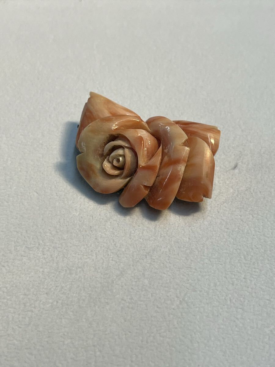本珊瑚(桃色珊瑚)彫刻して作られた薔薇のモチーフの 1円〜 82.SH 帯留め拍卖