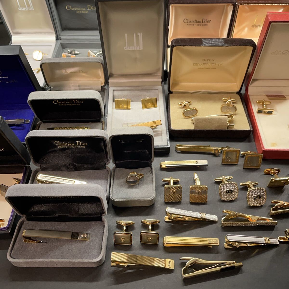 1000円〜 v426 大量 ブランドネクタイピン カフス まとめ売 ゴールド ヴィンテージ クリスチャンディオール セリーヌ ダンヒル デュポン拍卖