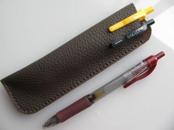 (p01)本革3本用ペンケース 牛シュリンク革 ダークブラウン(濃茶)ハンドメイド拍卖