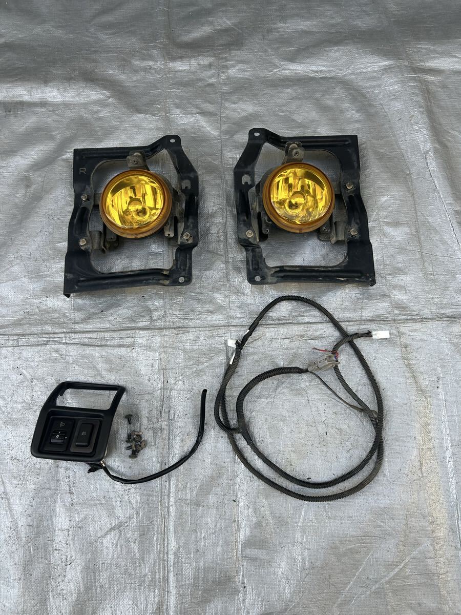 タウンボックス 純正オプション フォグランプ イエローフォグ AOKI 0865 U61W U62W U61V U62V U61T U62 T ミニキャブ拍卖