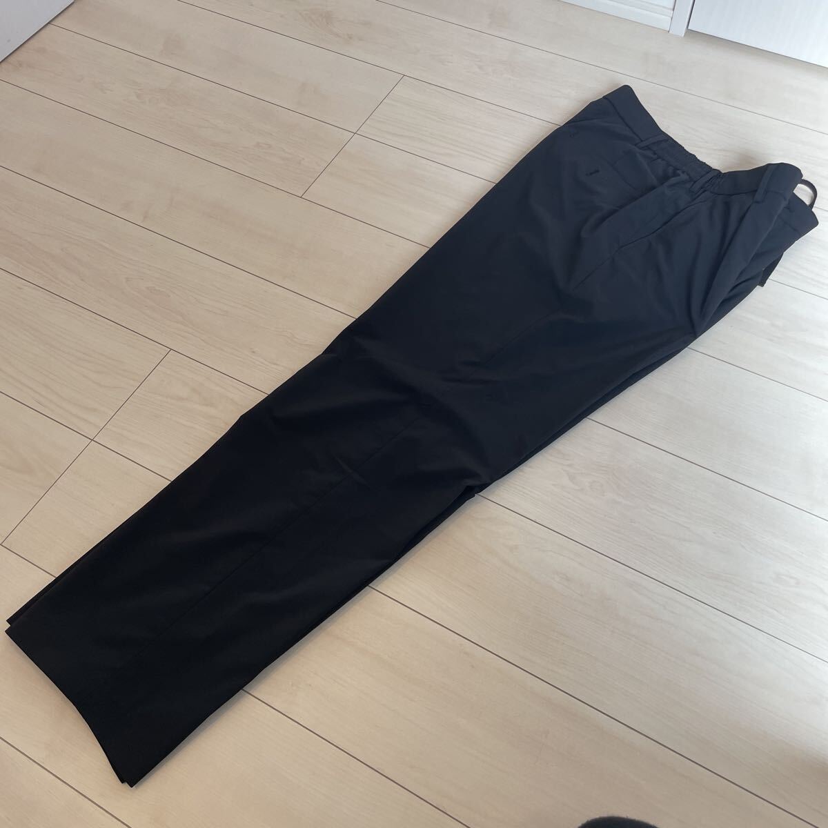 ユニクロ タックワイドパンツ ネイビー ユニクロ スラックス ネイビー拍卖