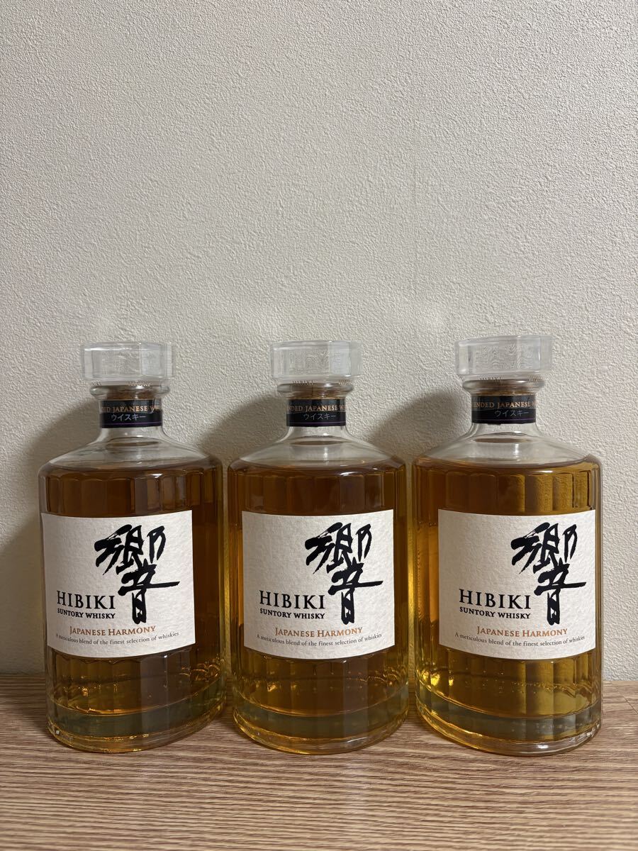 ◆響◆サントリー ウイスキー 《響》 JAPANESE HARMONY 700ml瓶 ×3本セット◆拍卖