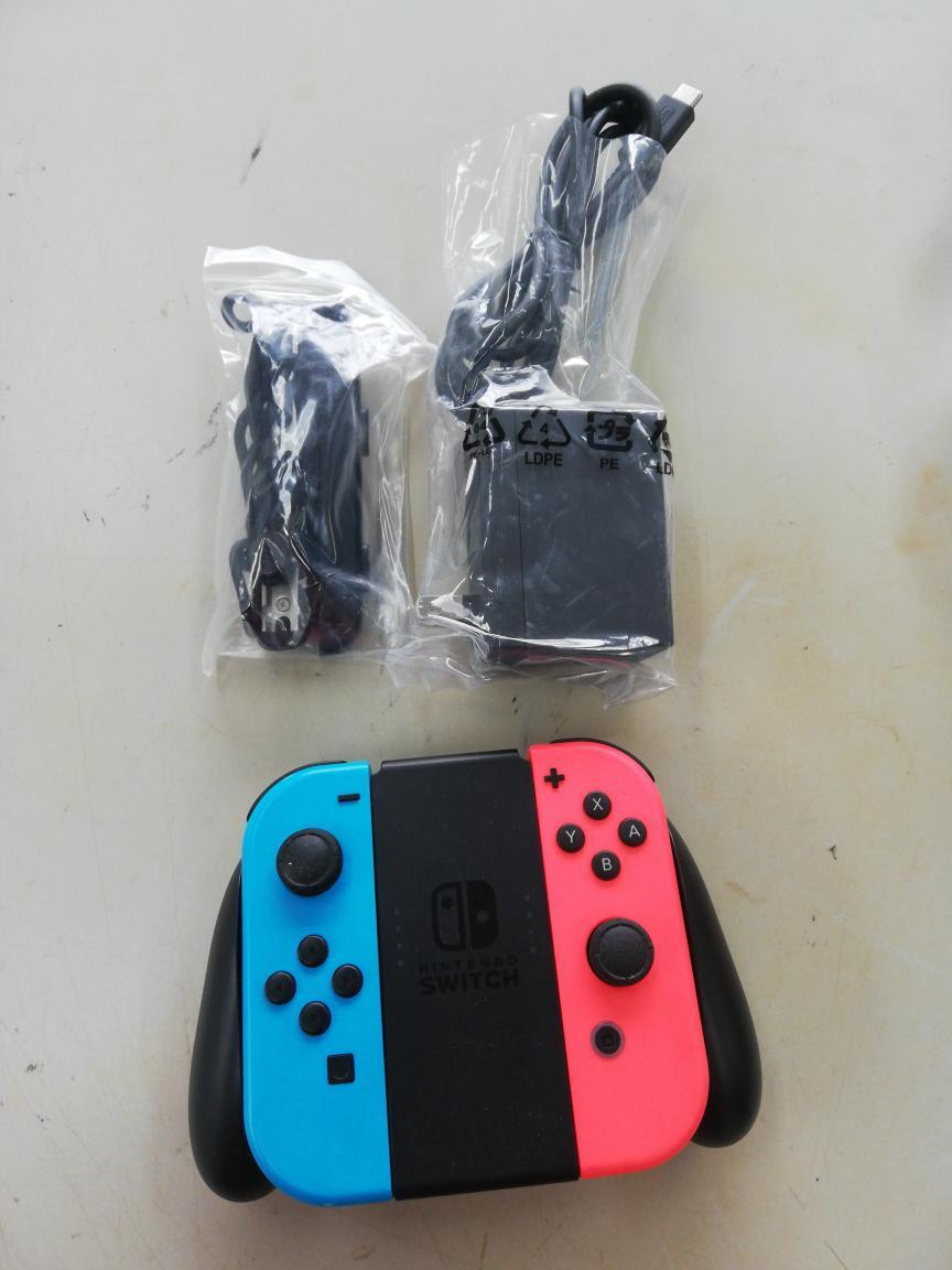 バッテリー強化版 Nintendo Switch 本体 Joy-Con、SDカード(64GB)付き 41NREA拍卖