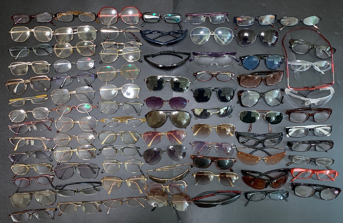 1000円~【R】●眼鏡 サングラス 大量 ハズキルーペ アニエスベー 他 ジャンク 2.4kg 現状 90点以上 まとめ★okoy4233888-156/ok8010拍卖