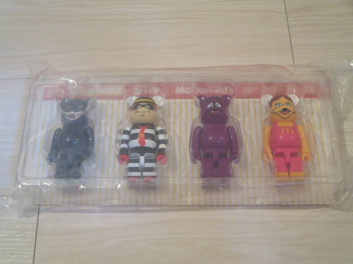 ロ McDonald's × BE@RBRICK ベアブリック 150%【ゴジラ/ハンバーグラー/グリマス/バーディ】4体セット マクドナルド限定 GODZILLA拍卖