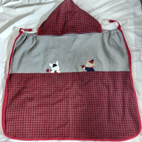 familiar ファミリア 3way ブランケット 抱っこ紐 ケープ カバー 赤チェック フード付拍卖