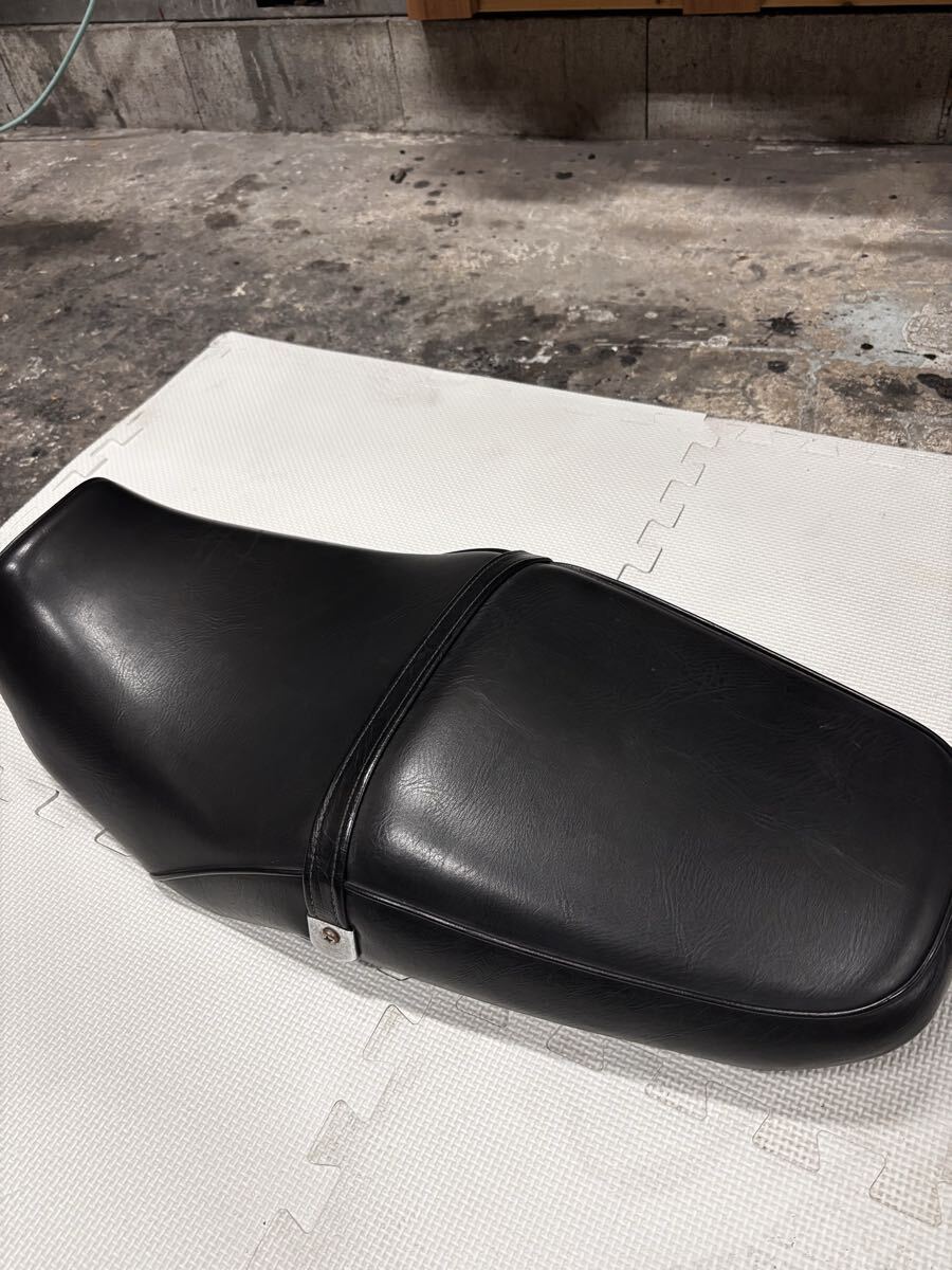 バリオス250 ZR250B バリオスⅡ 純正シート 53001-1837 カワサキ シート 破れ破損無し 刻印有り 美品拍卖