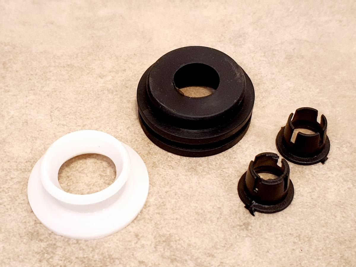 ルノー・4 キャトル シフトレバーブッシュセット拍卖