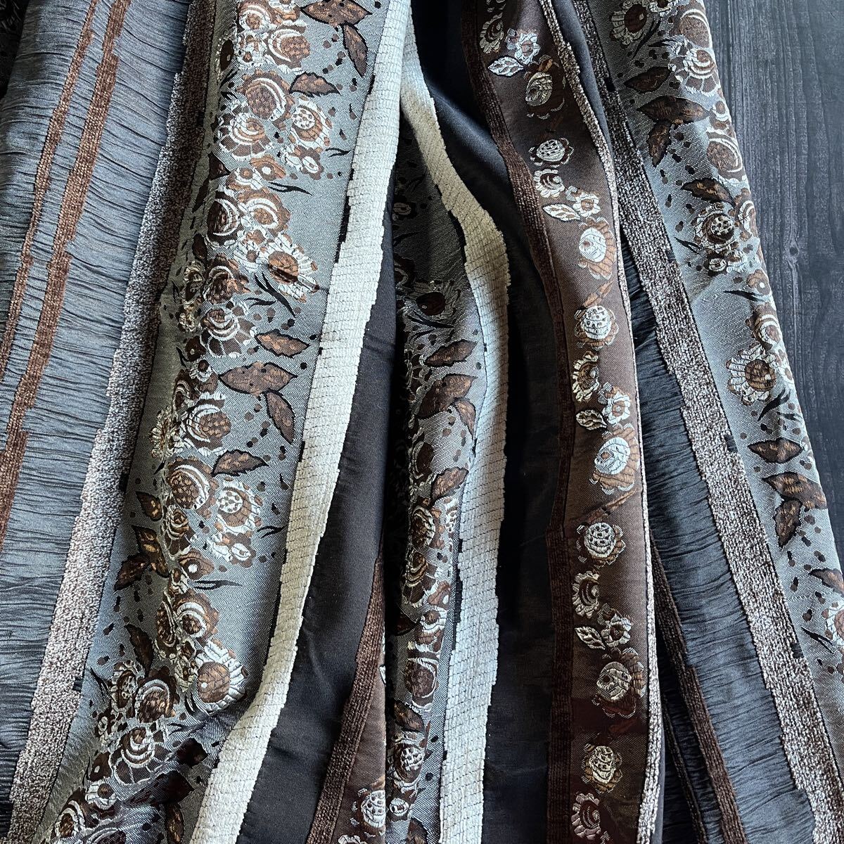 高級ジャカード×ベロア切替 生地 花柄ブラウン系幅140×50cm延長可拍卖