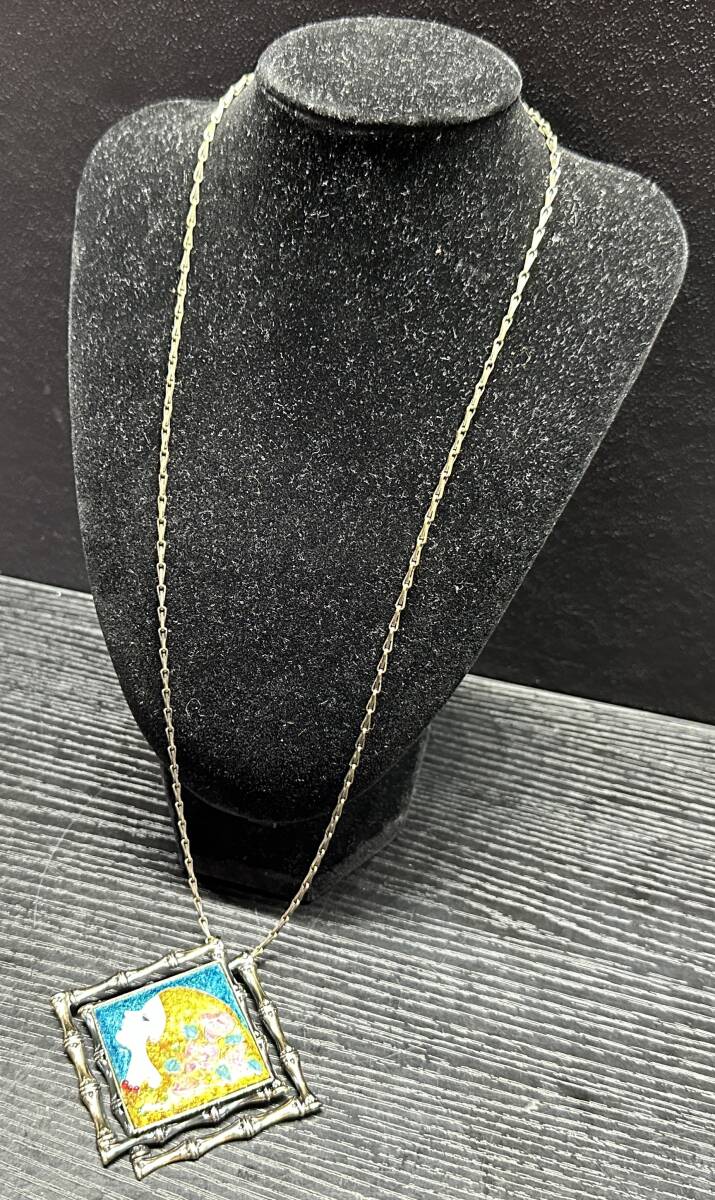 アールヌーヴォー? 女性 横顔 フラワー 七宝焼き? 竹をモチーフのフレーム ブローチ ネックレス アクセサリー BA232拍卖