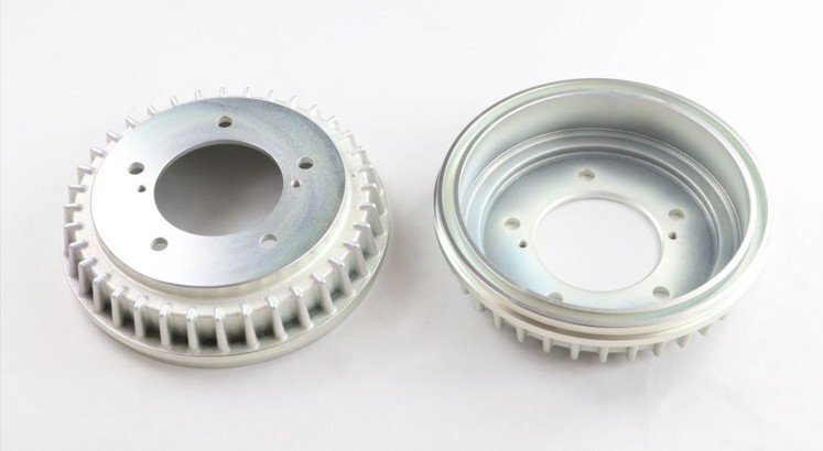 ジムニー ジムニーシエラ JB64W JB23W JB74W JB43W シルクロード フィン付きブレーキドラム リヤドラム リヤブレーキ ドラム左右セット拍卖