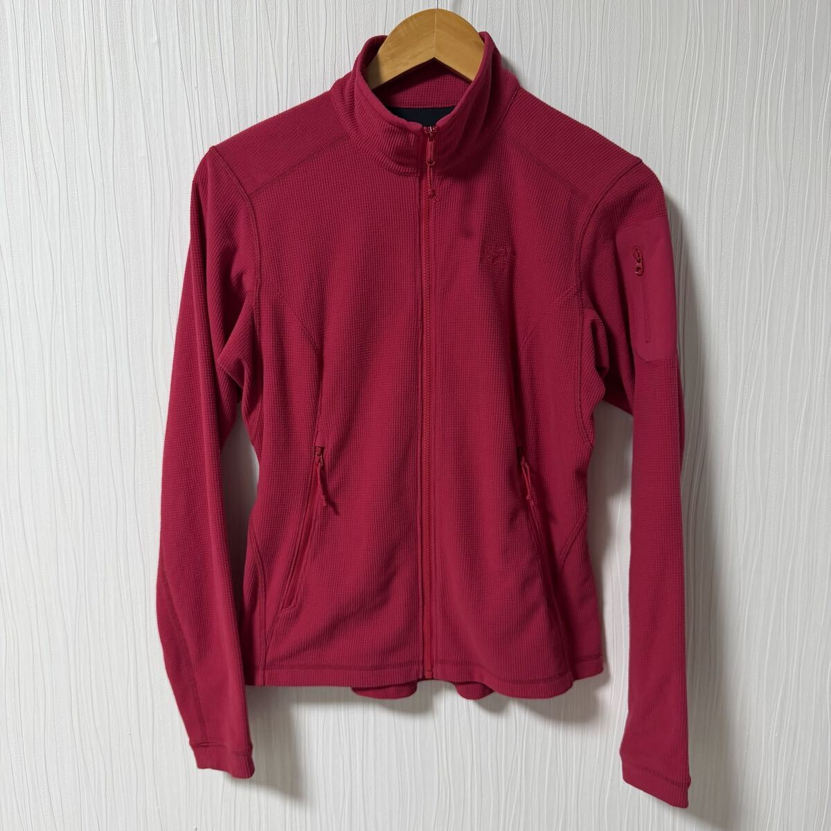 ARC’TERYX アークテリクス DELTA LT フリースジャケット レディース サイズS ピンク系 胸刺繍 POLARTEC アメアススポーツ a1340拍卖