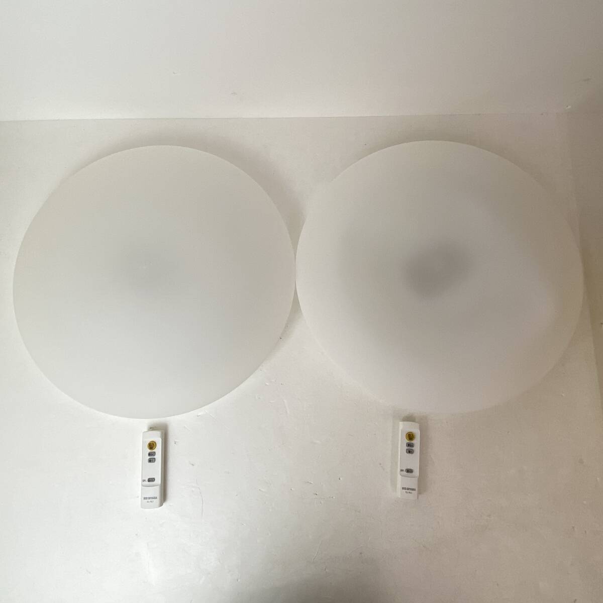 04wy14037〓【照明器具】アイリスオーヤマ LEDシーリングライト2台セット DI-102D/DI-64D 【8畳/調光/リモコン付き】 中古品拍卖