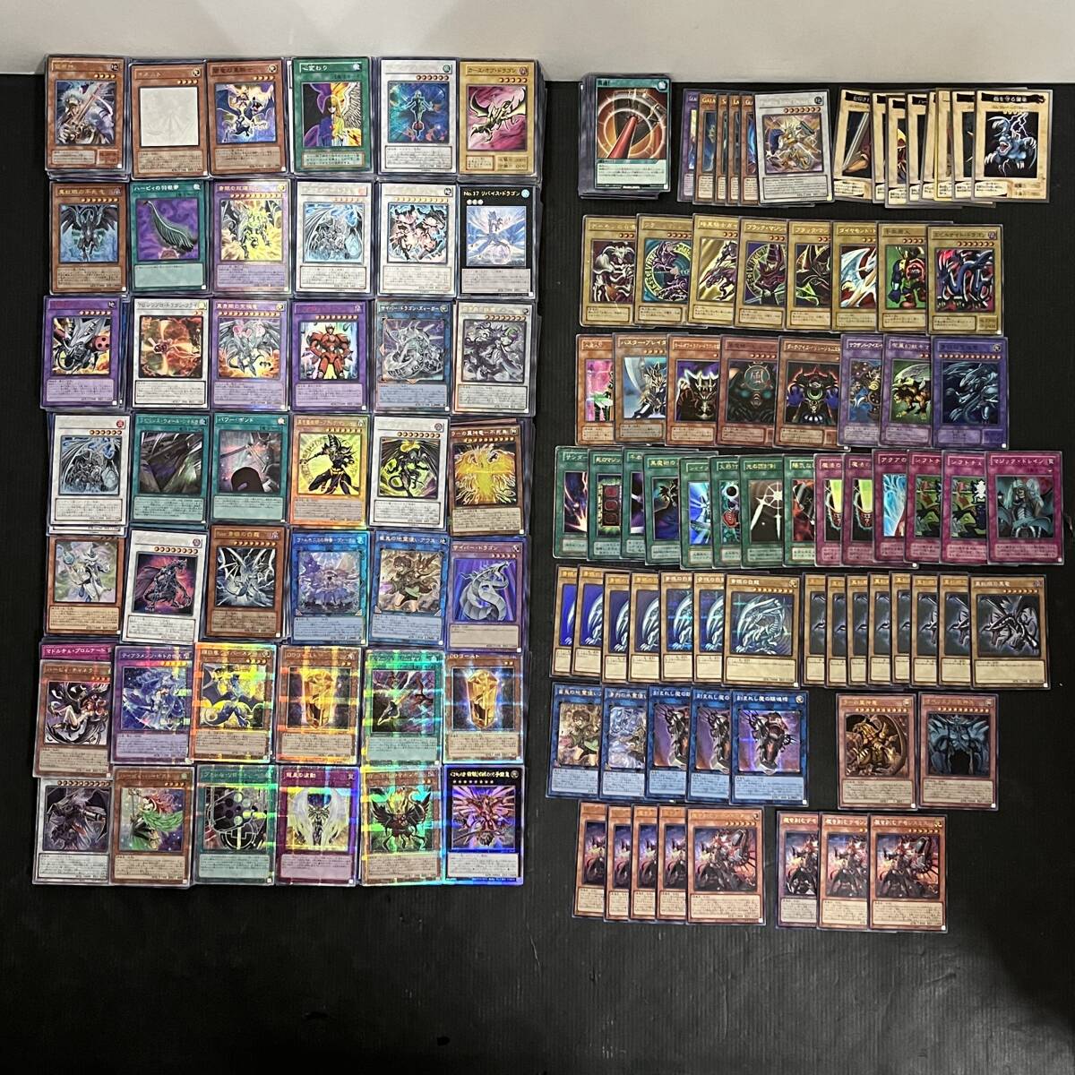 06w16673★1000円~遊戯王 大量まとめ 約2600枚以上 7割ほど光り物(ラッシュデュエル数十枚、英語版数枚、バンダイ版数枚含む)【中古品】拍卖