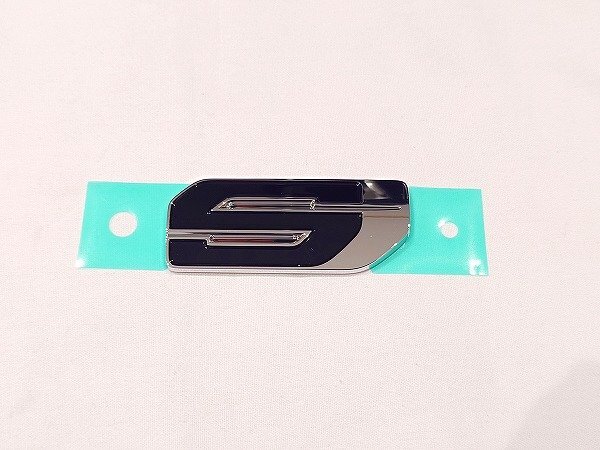 ★送料無料★ トヨタ純正 200系 ハイエース 8型 ダークプライムS 用 バックドア S エンブレム ※代引き不可商品 29mm×72mm拍卖