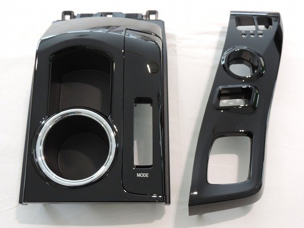 トヨタ純正 40系プリウスα G's用 センタースイッチパネル シフトパネル&カップホルダー 2点セット ラメ入りピアノブラック 7人乗り用拍卖