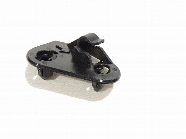 新品 ニッサン純正 ボンネットサポートクランプ 65722-AL500 E51 エルグランド 流用可能 ※代引き不可商品 日産 補修部品拍卖