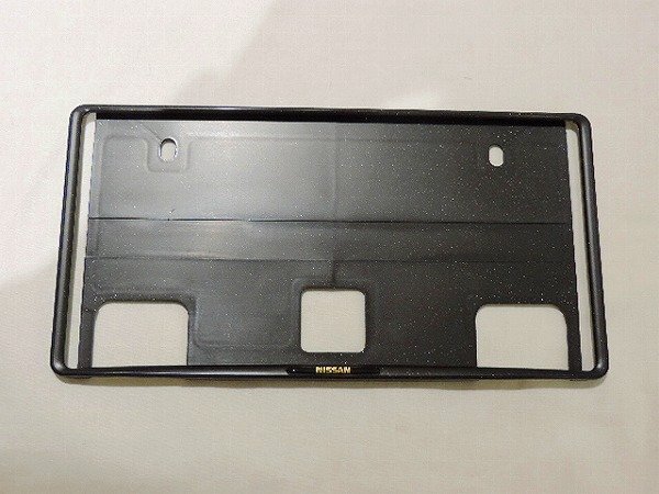 【新品】 ニッサン純正 S15 シルビア 用 ナンバープレートリム ブラック ラメ入り 1枚 ニッサン 文字入り ナンバーフレーム オプション品拍卖
