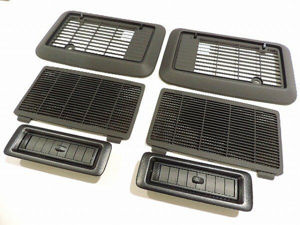 トヨタ純正 200系 ハイエース ダークプライム2用 エアインテークカバー&エアインテークネット&リアクーラーエアーダクト左右 計6点セット拍卖