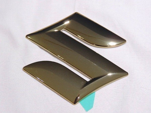 ★送料無料★ スズキ純正 汎用 スズキロゴ エンブレム ゴールド 80mm×80mm 代引不可商品 ディーラーオプション品 Sマーク スズキマーク拍卖