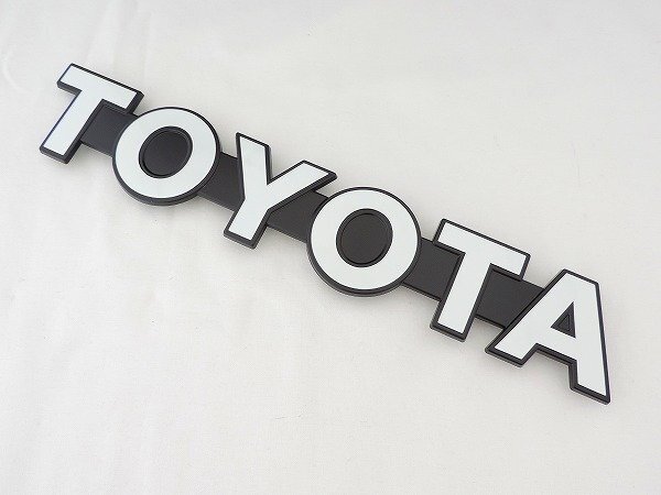 トヨタ純正 ランドクルーザー70 フロントグリルエンブレム トヨタエンブレム 【希少正規国内純正部品】 経年劣化 補修部品拍卖