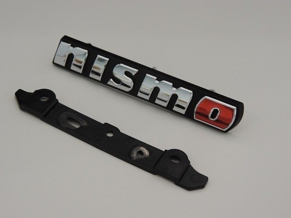 ニッサン 日産純正 ジューク ニスモ用 フロントエンブレム 他のグレードに流用可能 フロントグリル拍卖