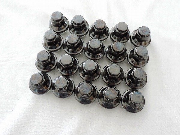 トヨタ純正 40系 ヴェルファイア 19インチ純正アルミホイール用 ナット ブラックメッキ 20個入り M14×1.5 袋ナット 40系 アルファード流用拍卖