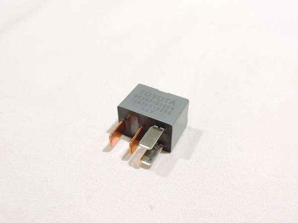 トヨタ純正 4極 エアコンリレー ACリレー ※代引き不可商品 90987-02028拍卖