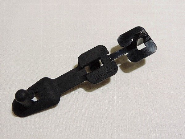 ★送料無料★ スズキ純正 フロアカーペット フック 75921-76G10 様々な車種に流用可能 ※代引き不可商品 補修部品 固定用フック拍卖