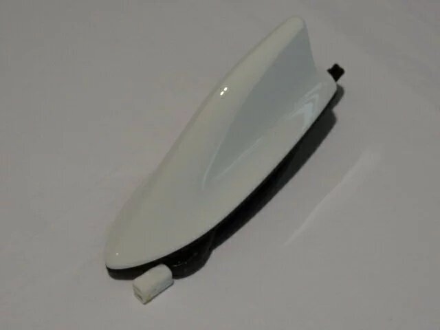 トヨタ純正 160系 カローラフィルダー ルーフシャークアンテナ SUPER WHITE(040)白 シャークフィン ドルフィン 他車流用可能拍卖