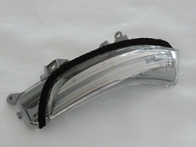 トヨタ純正 30系プリウス 前期型用 LEDドアミラーウィンカーレンズ 左側 LH 補修用パーツ 30系 プリウス 後期型or40系プリウスαに流用可能拍卖
